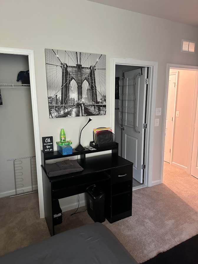 FeliciaAde's room