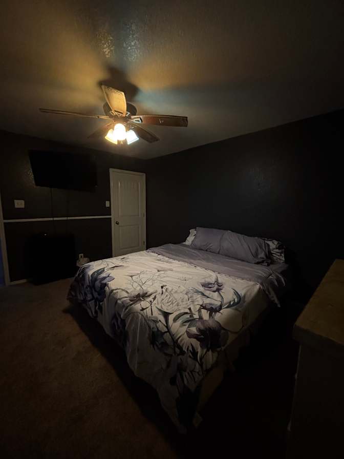Jon's room