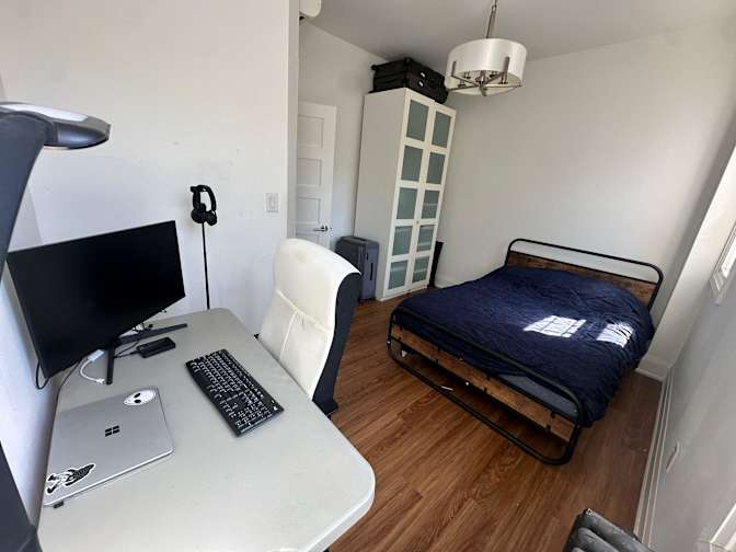 Kenneth's room