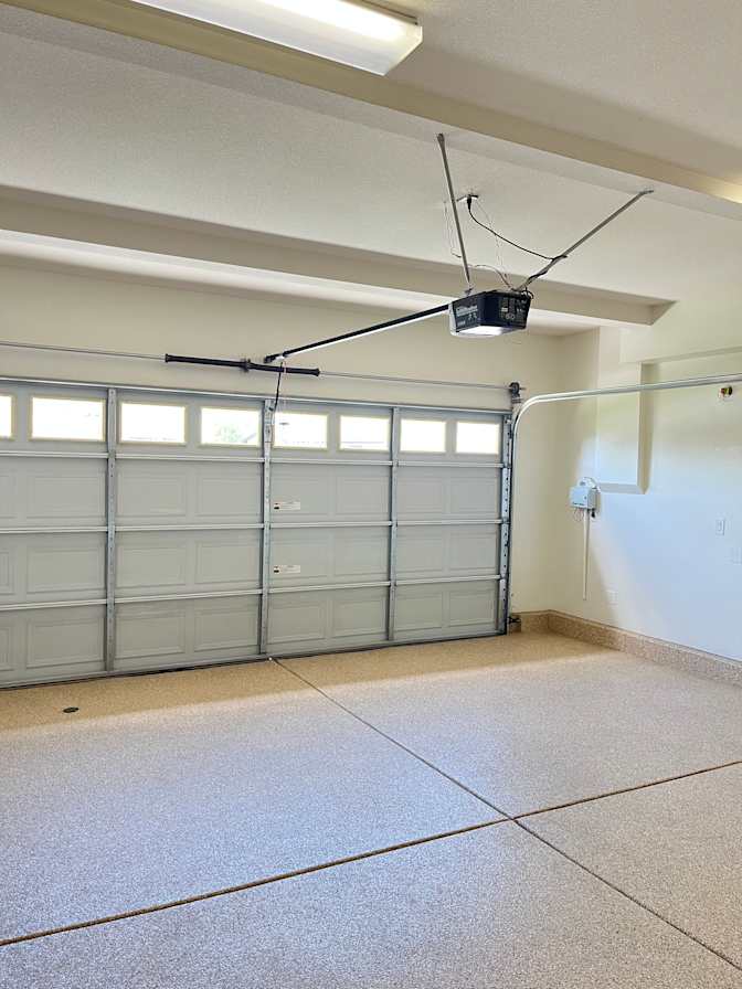 Joy’s  Rentals's room