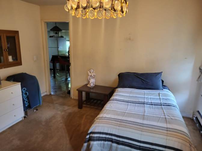 Eddy's room