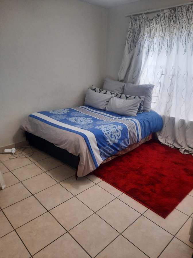 Leaticia nseya's room