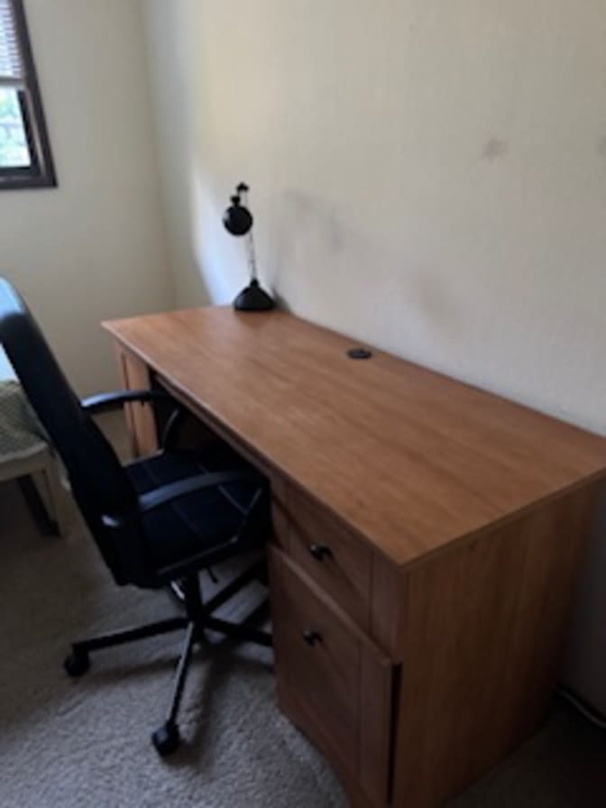 YaoQun Johnson's room