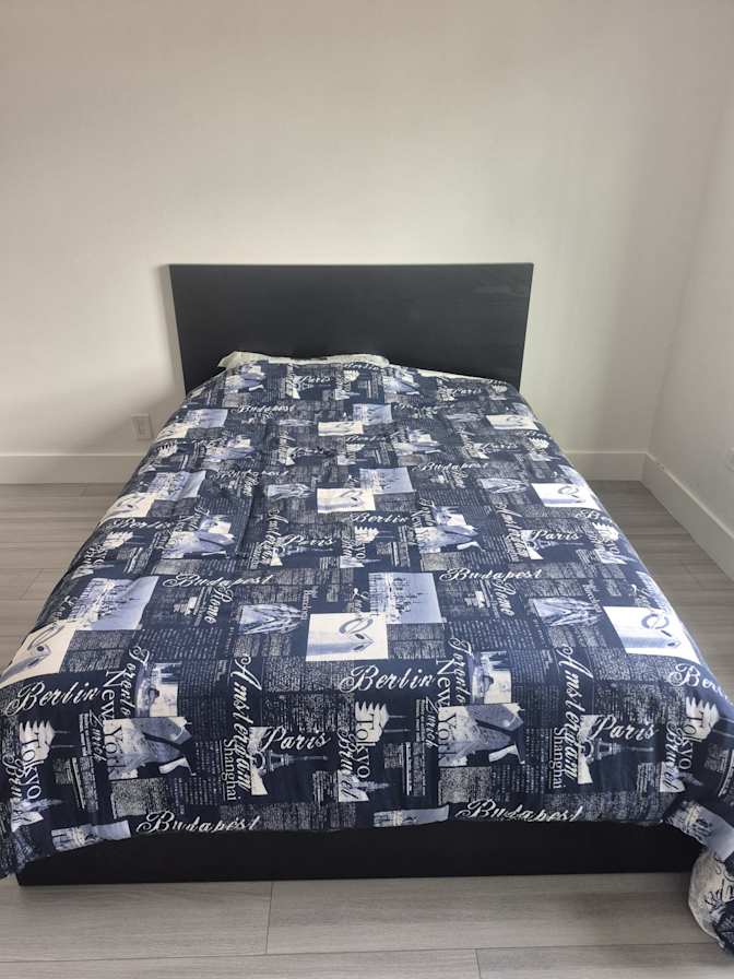 Greg's room