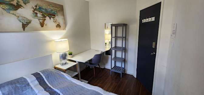 Laure's room