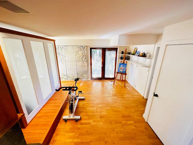 Dan's room