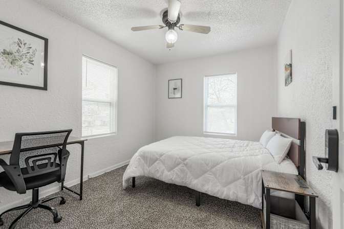 PadSplit's room