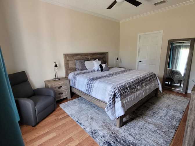 William L.'s room
