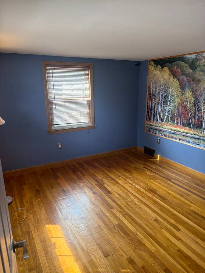 Tony's room