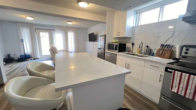 Meng Qiong Huang's room