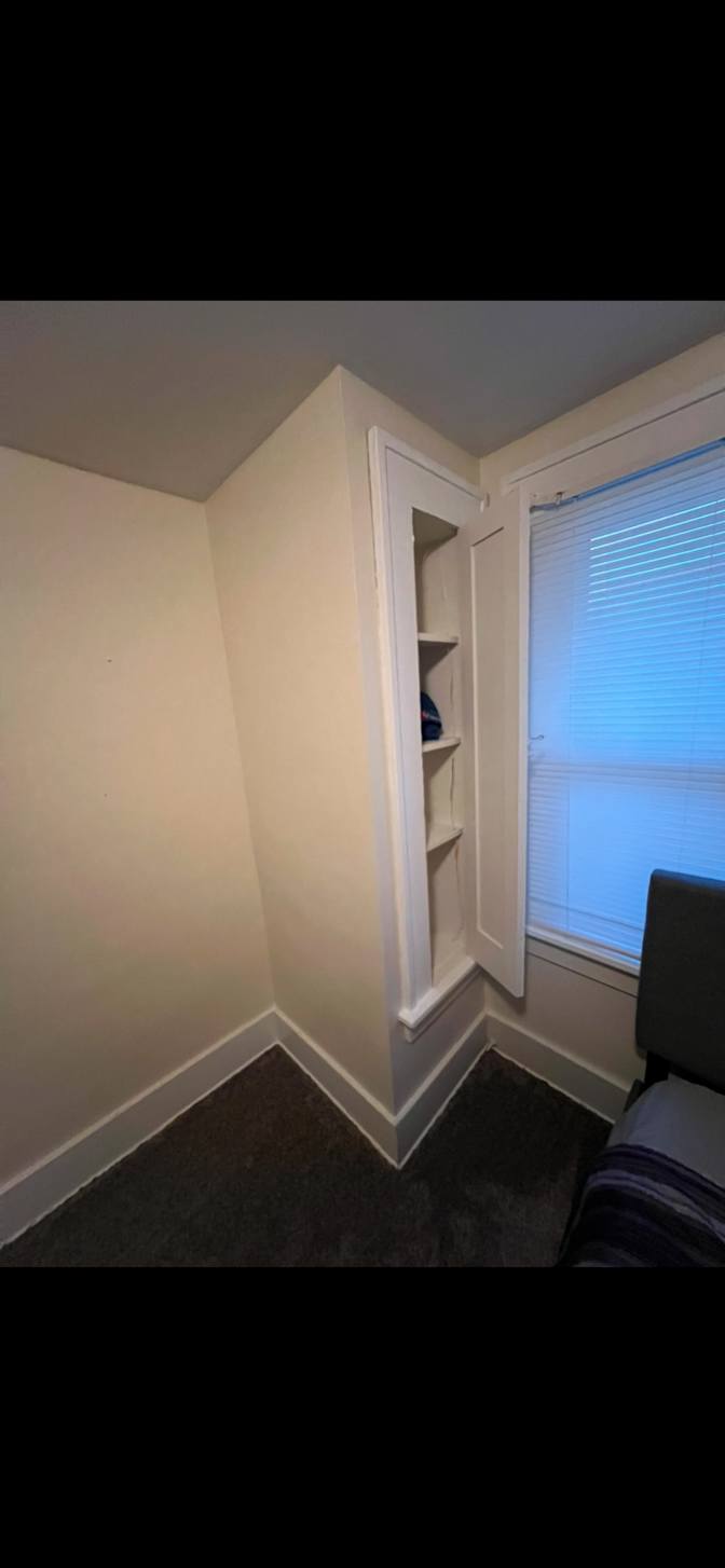 Ricardo's room
