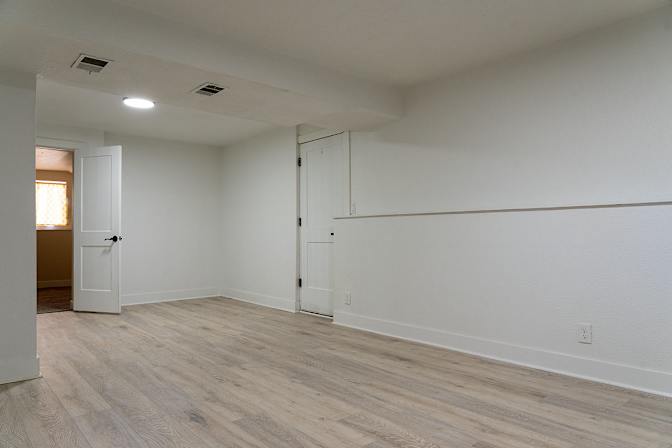 Bluebird Holdings's room