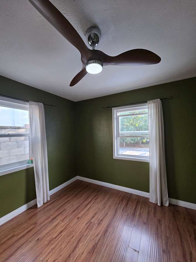 Armine's room
