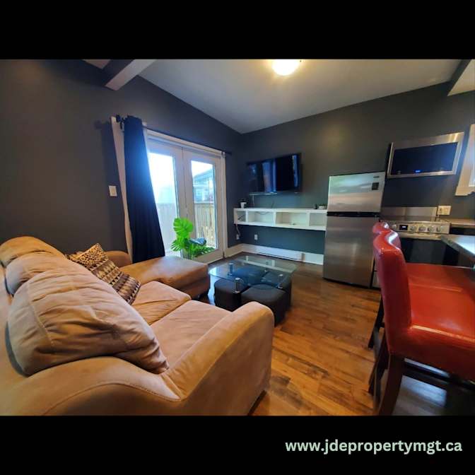 JDE Property Management Inc.'s room