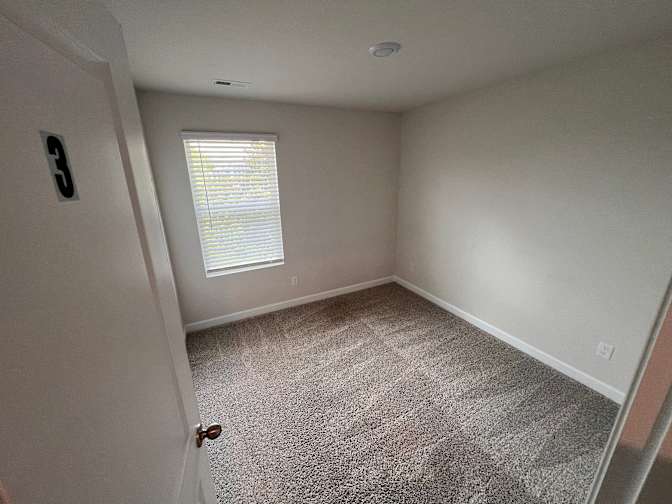 Alcove Rooms's room