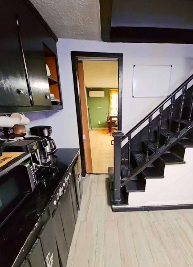 Nana's Village's room