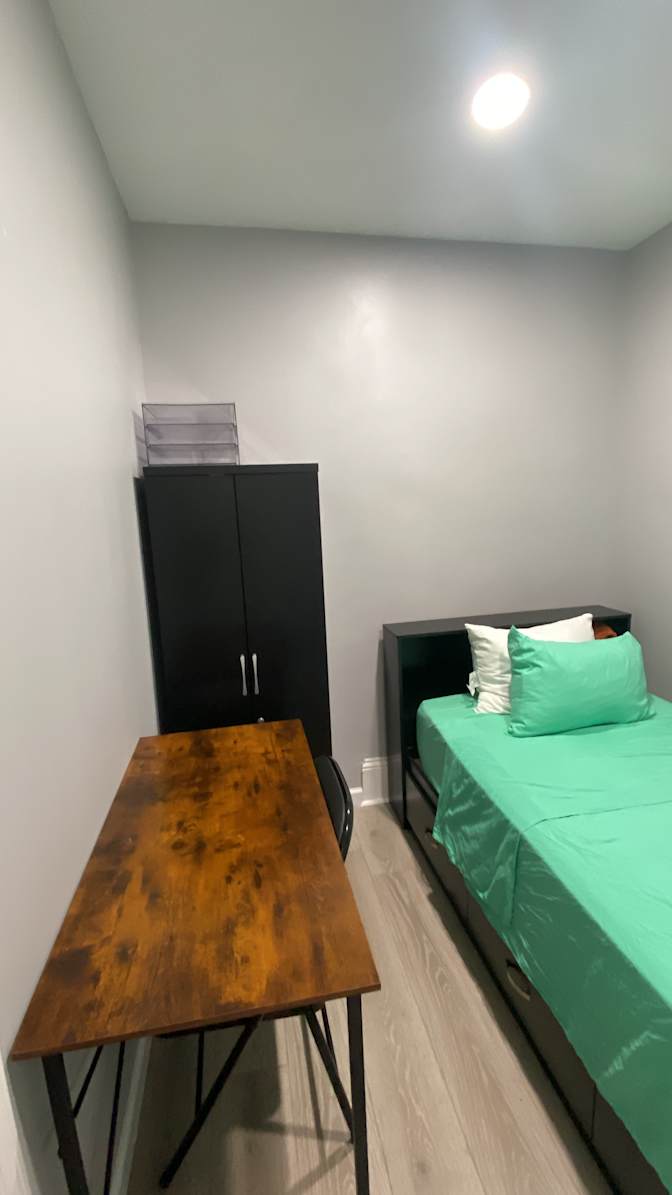 CRISTIAN ARANEDA's room