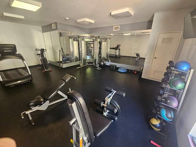 Eric Broberg's room