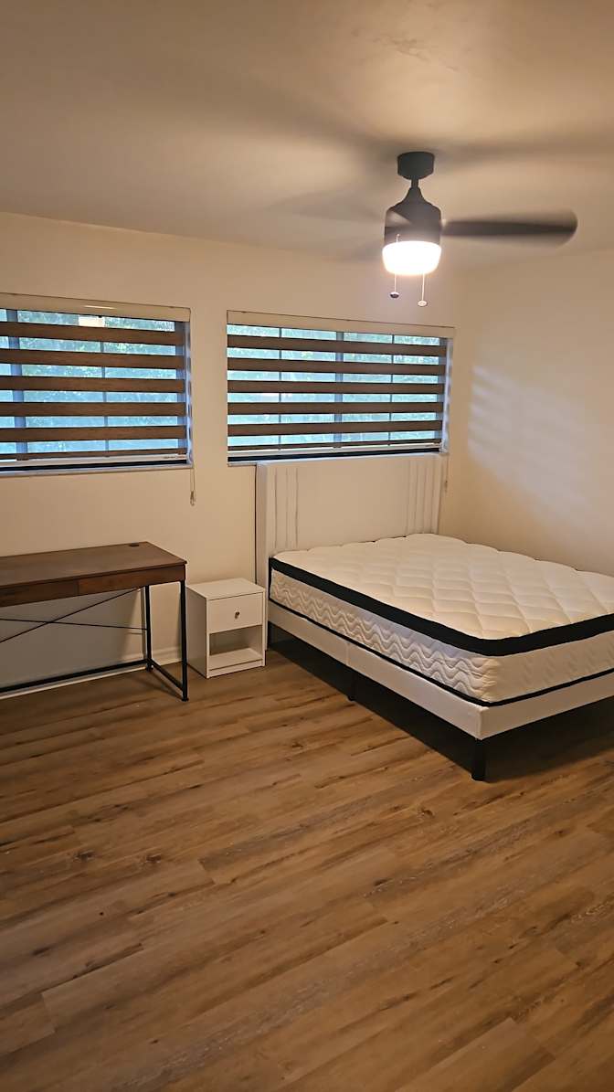 Enid Torres's room
