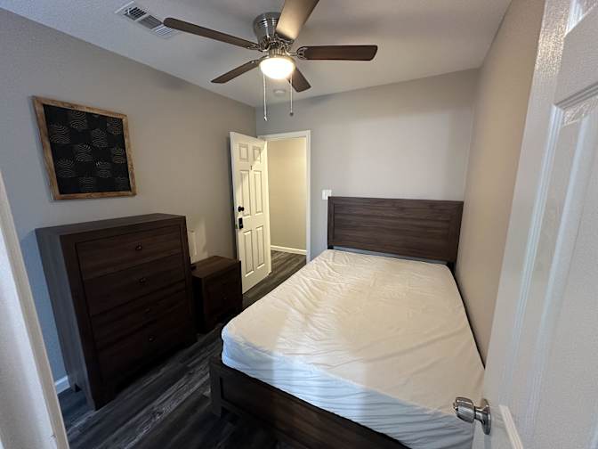 PadSplit's room