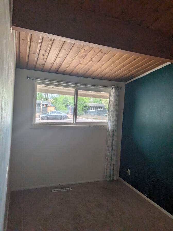 Warren Grant Fleetwood's room