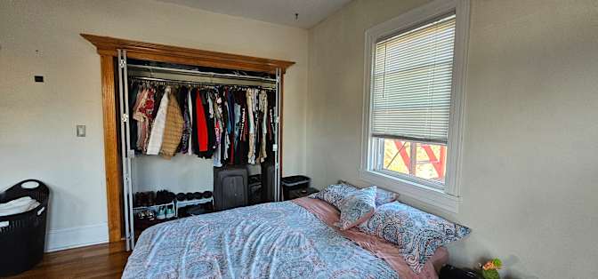 Yina's room