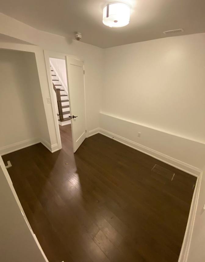 Ash Zubair's room