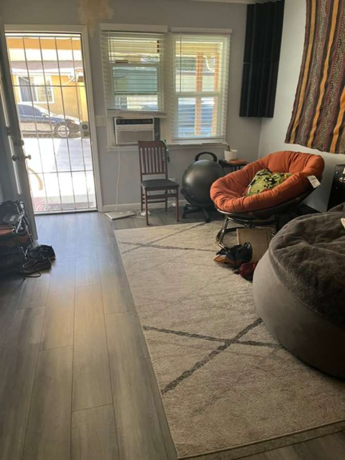 tom's room