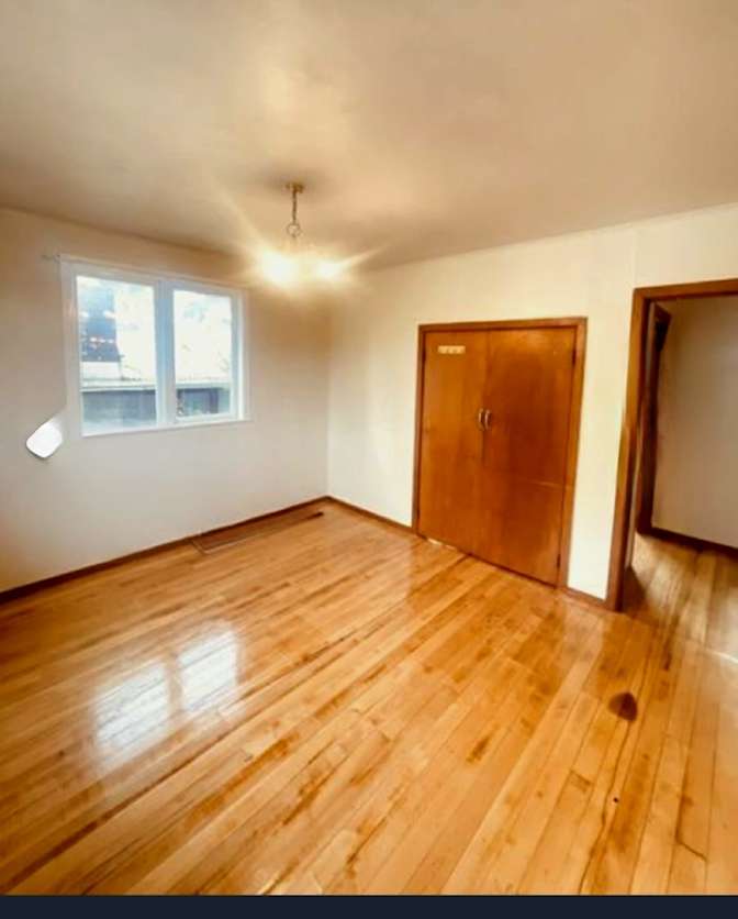 Anita's room