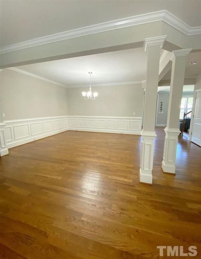 Alcove Rooms's room