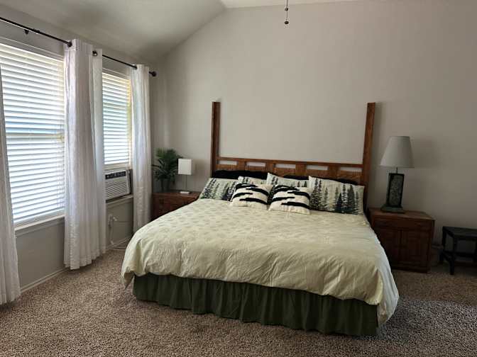 Gayle's room
