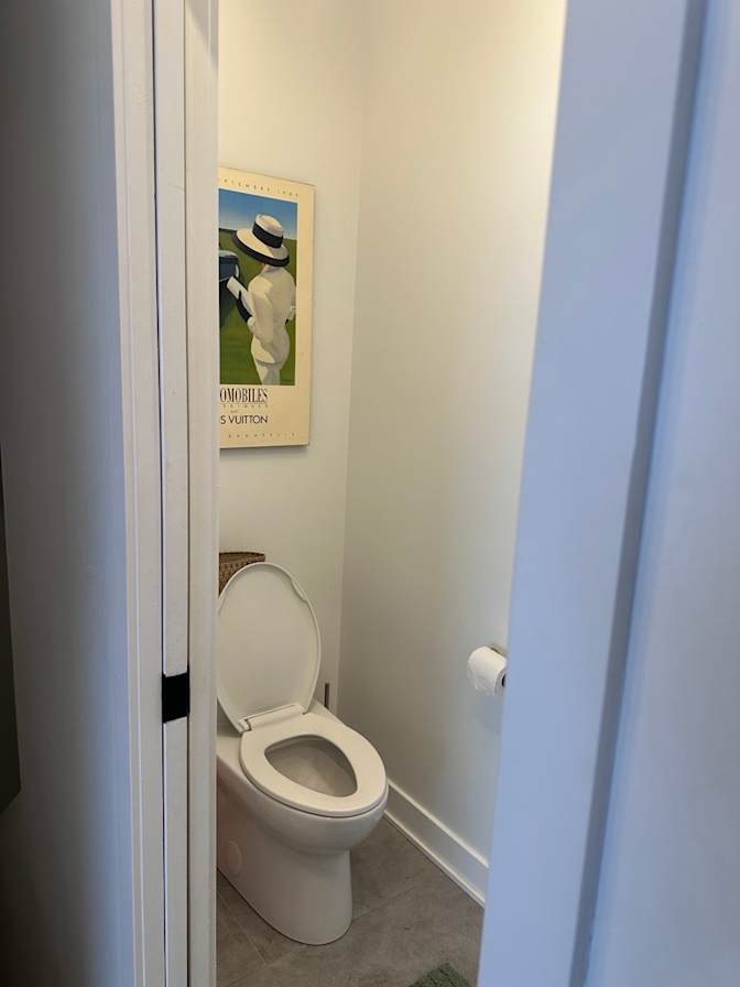Adrien F's room
