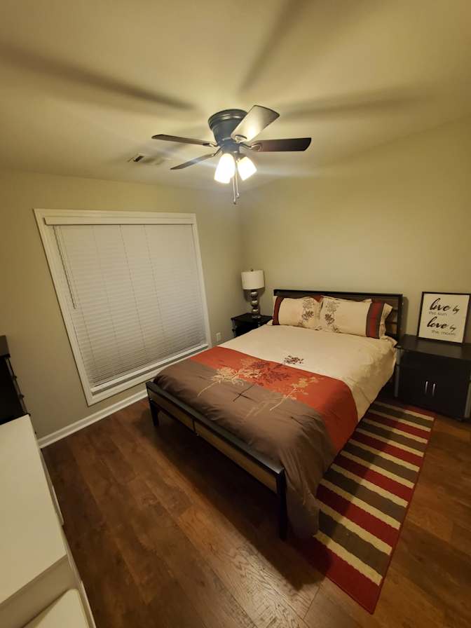 Thomas's room
