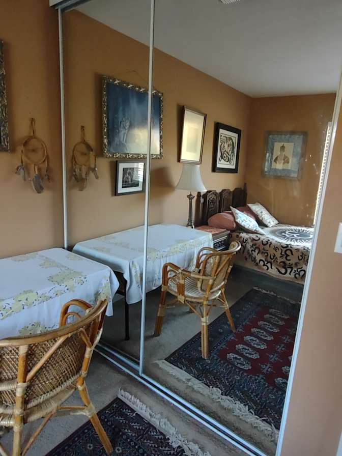 Gayle Wayne's room