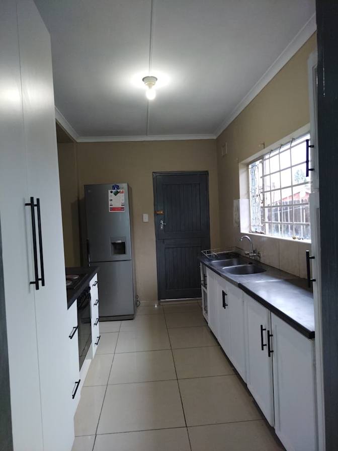 Sibonile's room