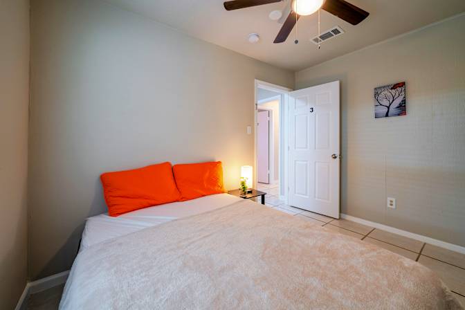 PadSplit's room