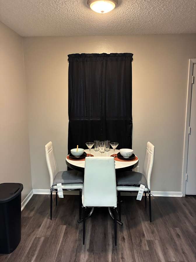 Dametre Beecham's room