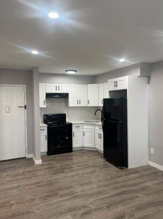 New One Bedroom Apartment's room
