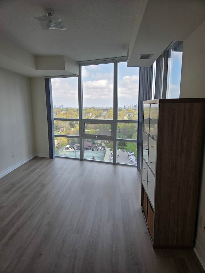Renée's room