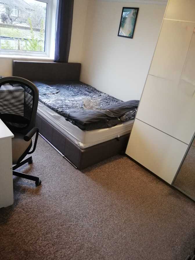 Dave's room