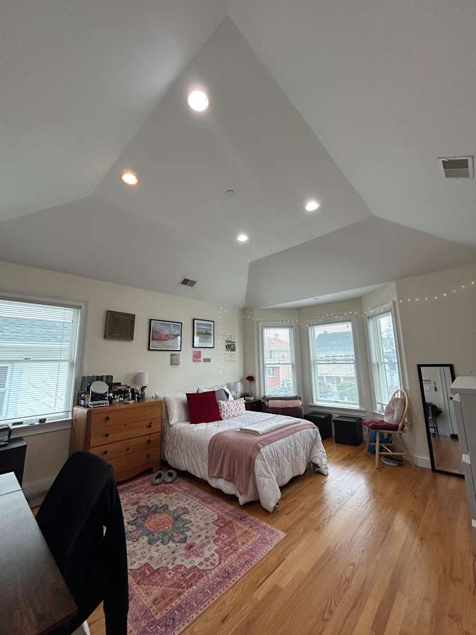 Sara's room