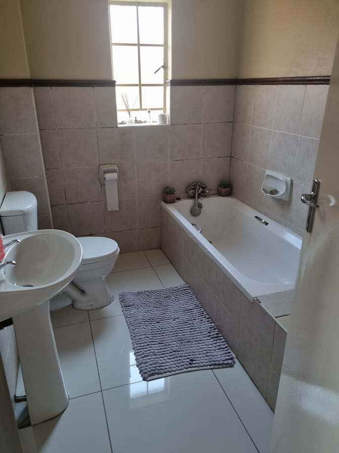 Mandla's room