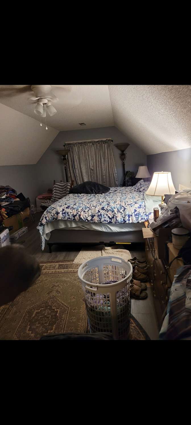 Tracy's room