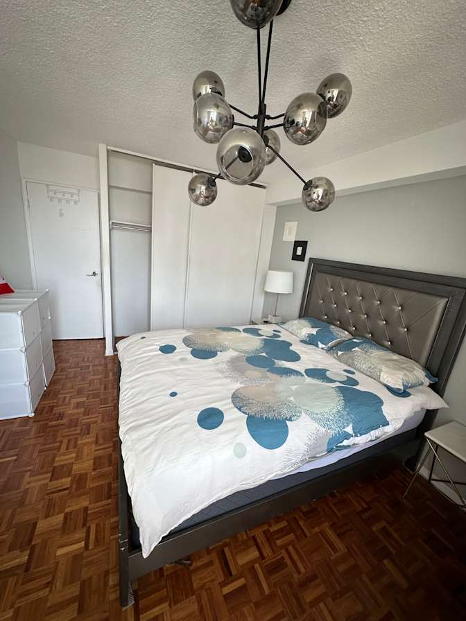 Iman's room