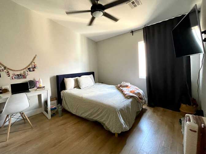 Jenise's room