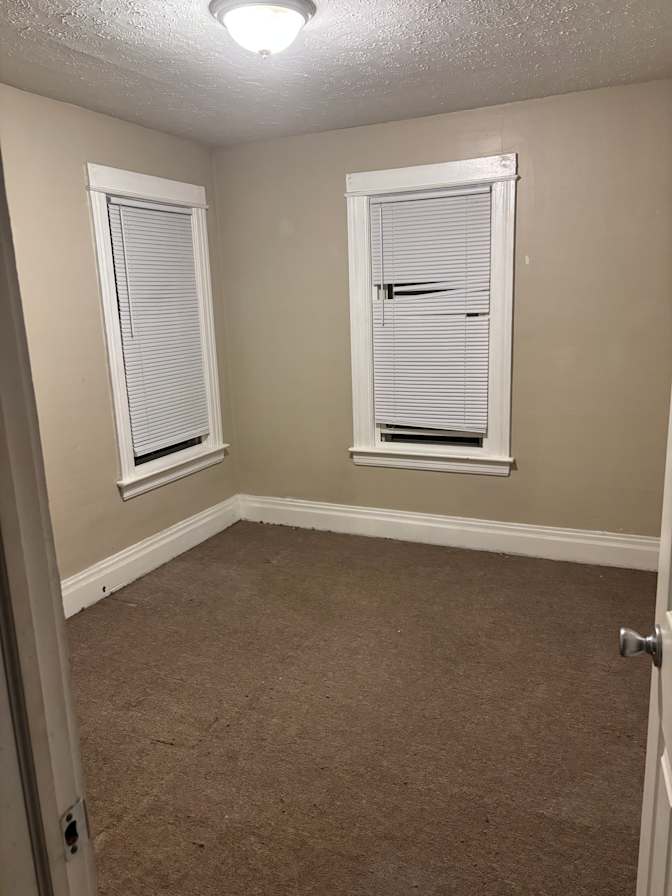 N'digo Donnell's room