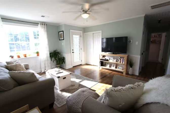 Georgia's room