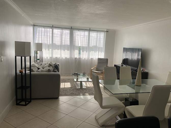 Margarita Mcconnon's room