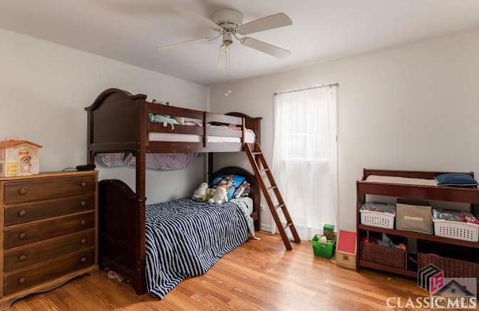 Cool Creative Couple's room