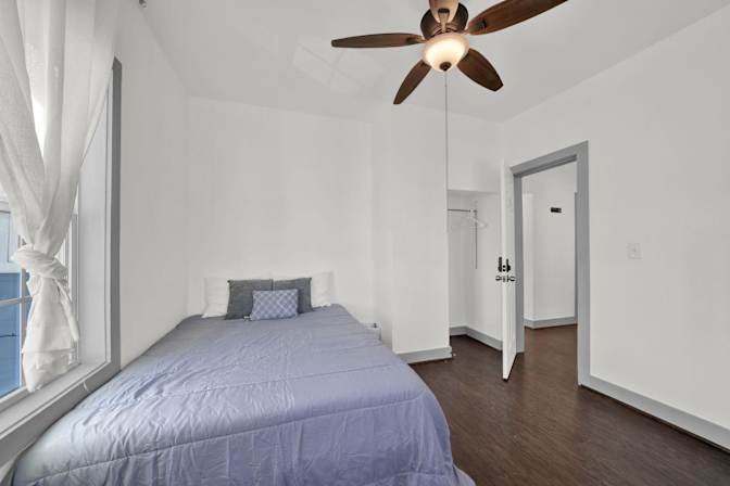 PadSplit's room